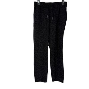 Lululemon Pants Size 6 On The Fly Leopard Black Athleisure Ankle Elastic Waist